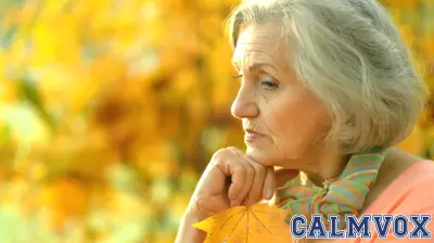 Psychology says people who become completely isolated after 60 usually displayed these 7 warning signs in their 50s without realizing it